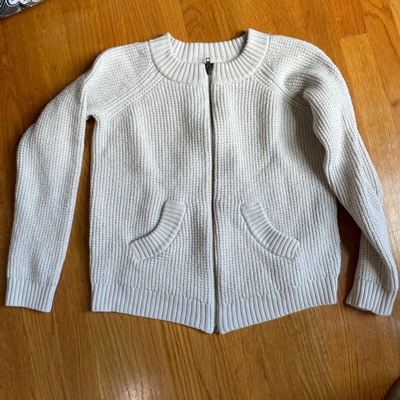 Upcycled merino wool - Picture 7 of 7